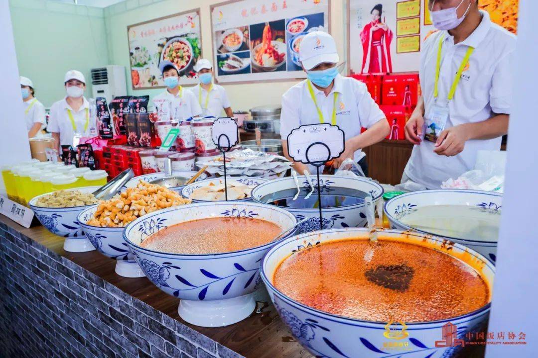 餐饮工匠节｜匠心传承 技能品牌--第三届中国餐饮工匠节8月·扬州启幕！(图4)